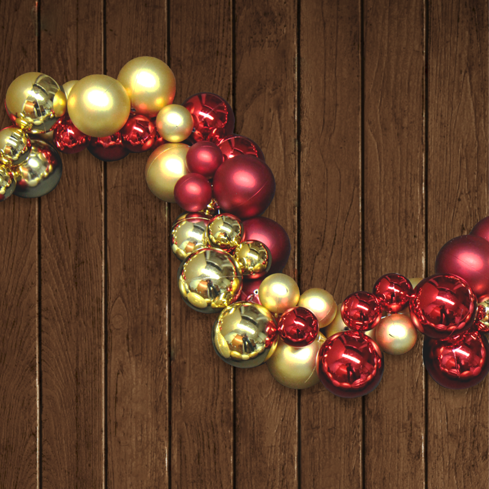 Una Guía de Esferas en Oro y Rojo con 180Cm