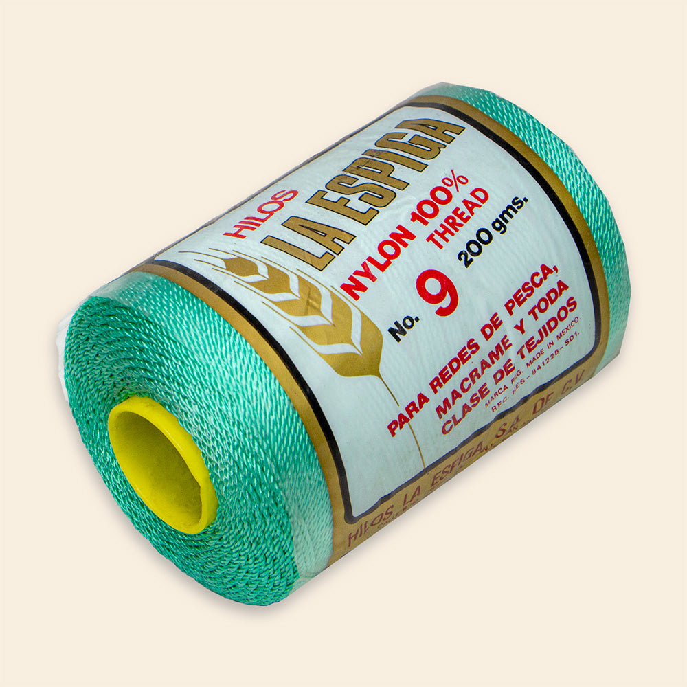 Hilo La Espiga #9 Carrete con 200 Gr Marca Omega