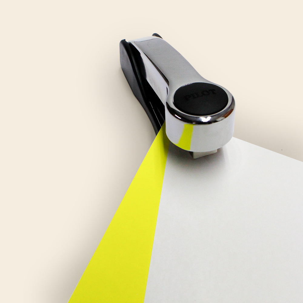 Engrapadora de Golpe Pilot Millenium Mod 2000